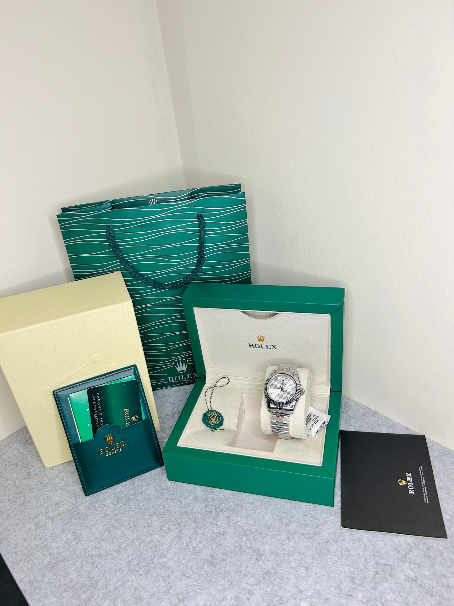 AAA Grade Automatic Luxury Watch with Original Rolex Box