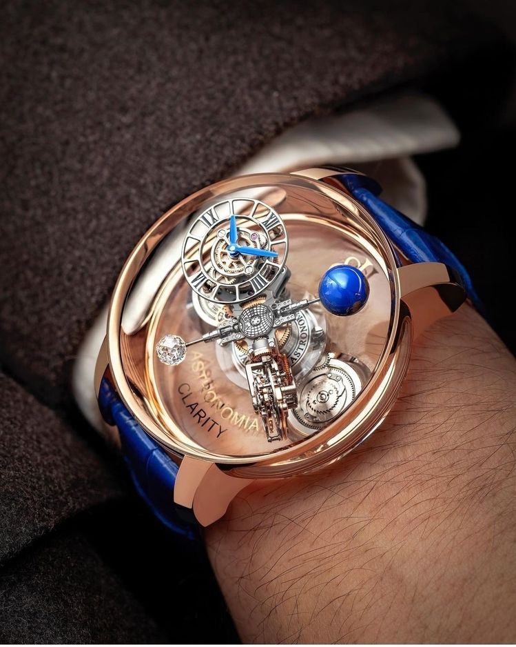 jacob and co astronomia clarity Gold color
