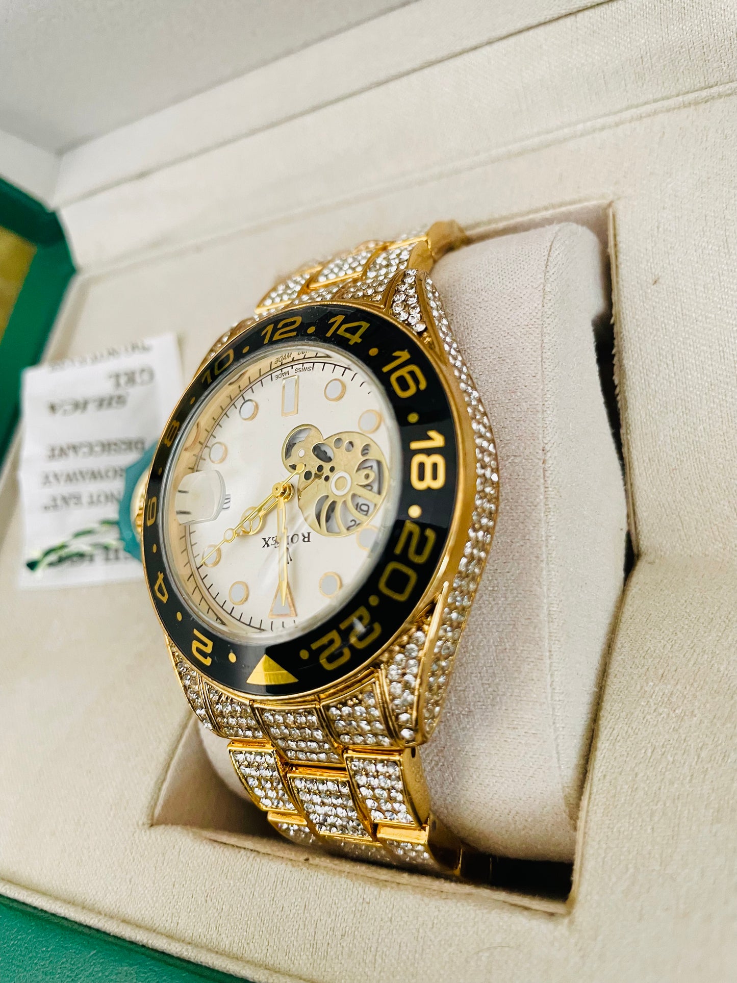 Elegant Men’s Watch + Rolex Style Box