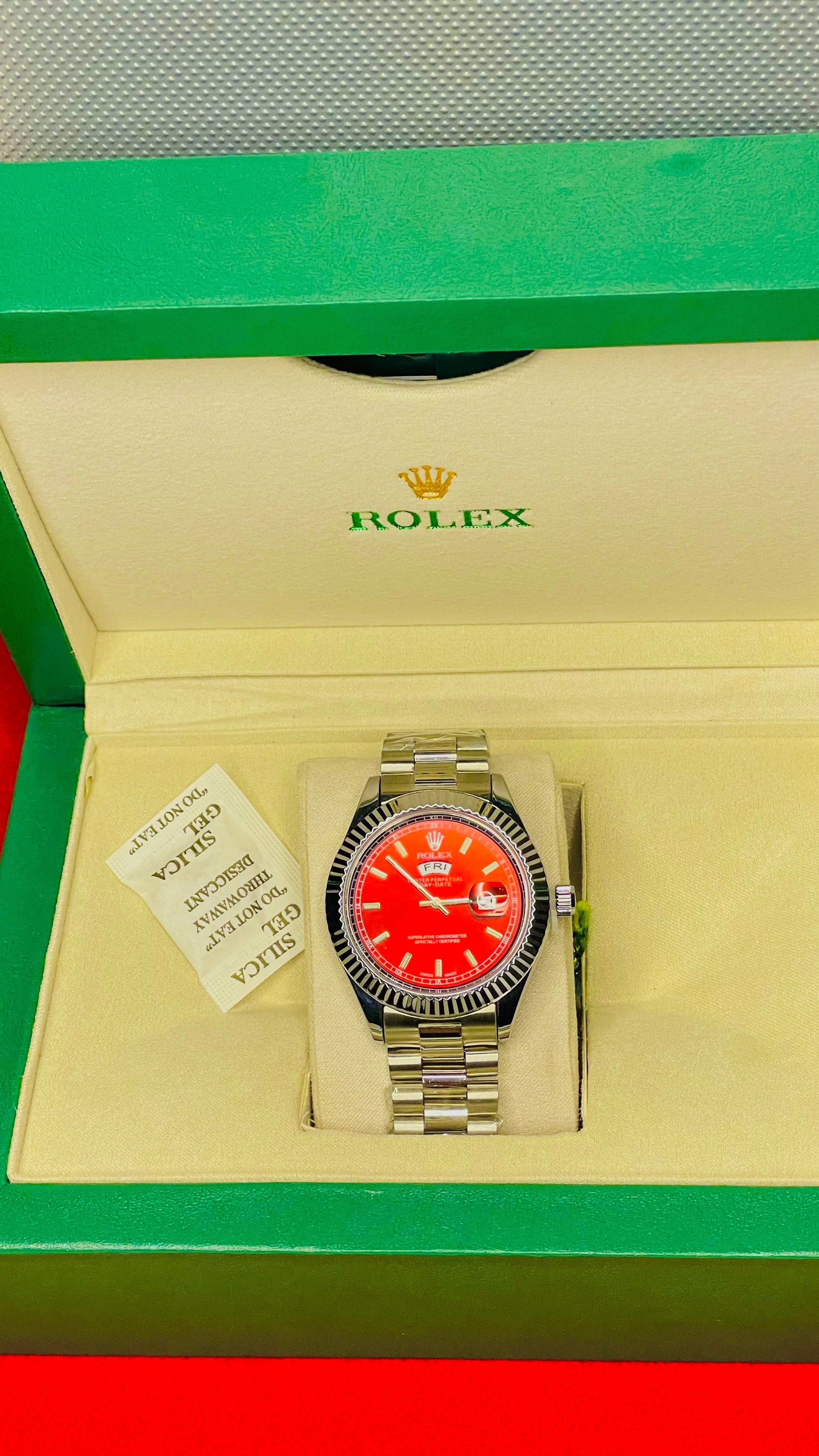 ENZO ReD Rolex With original box￼
