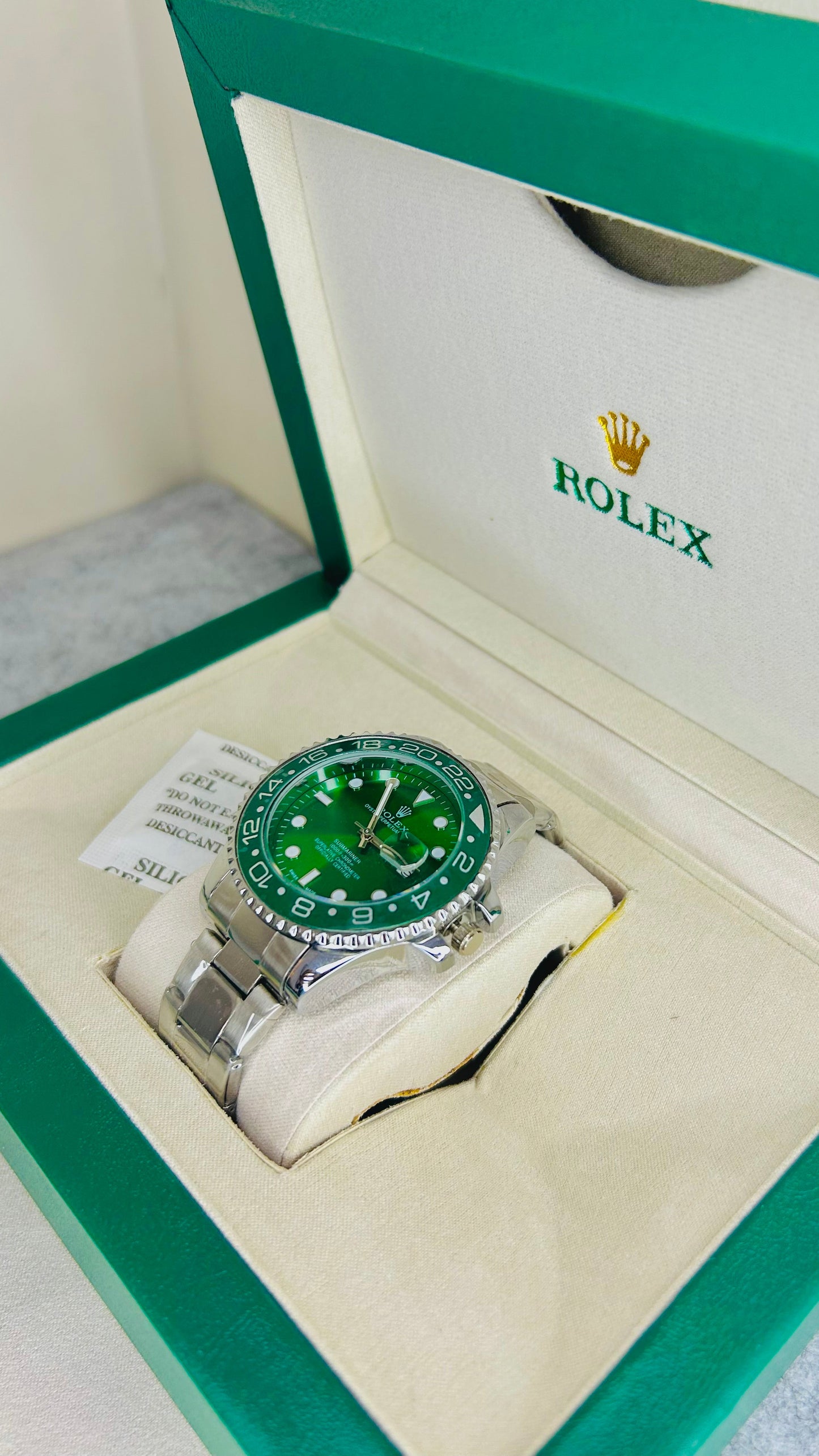 Blue Submariner Blue Dial Luxury Watch with Silver Chain & Original Rolex Box