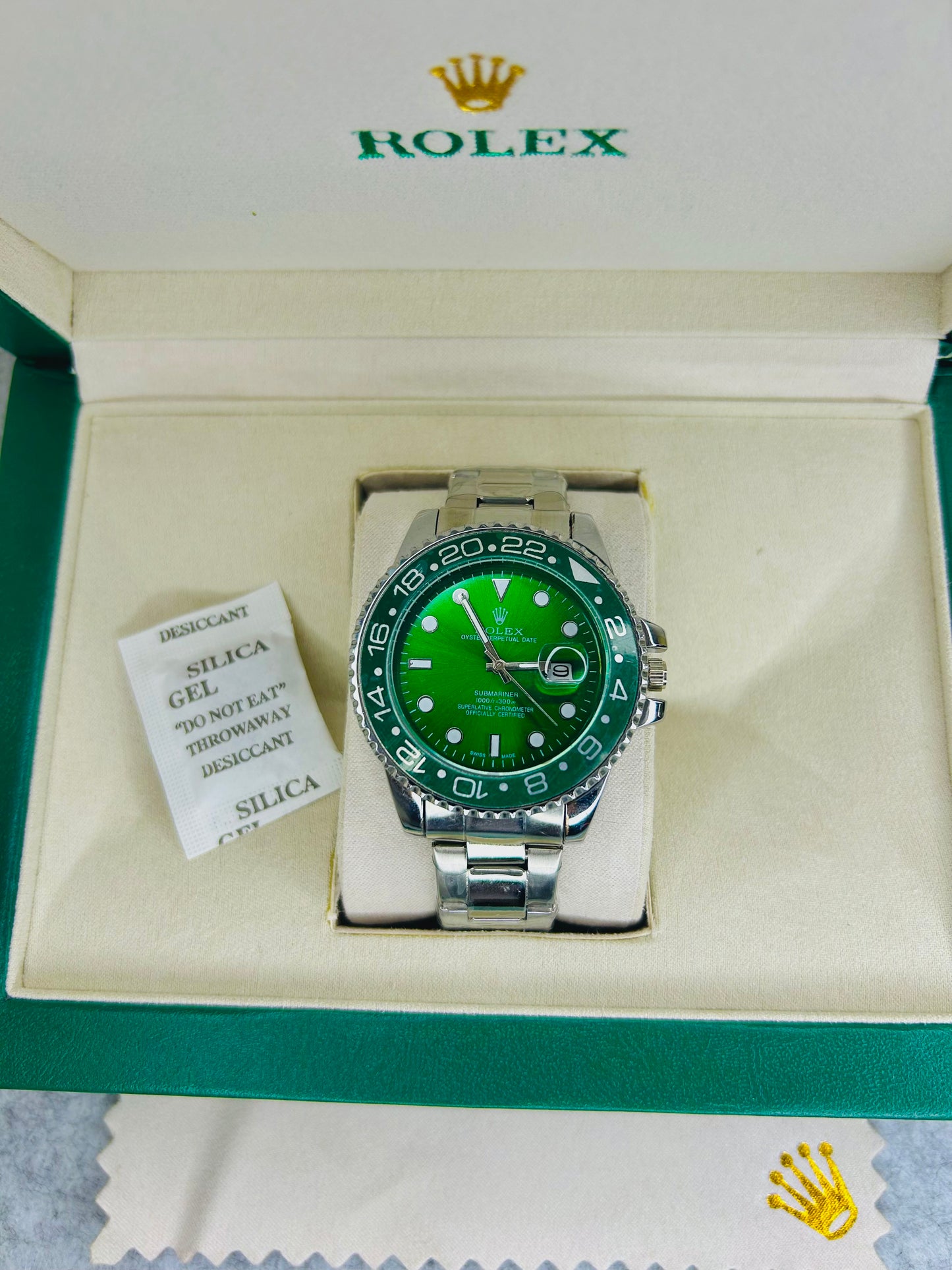 Blue Submariner Blue Dial Luxury Watch with Silver Chain & Original Rolex Box