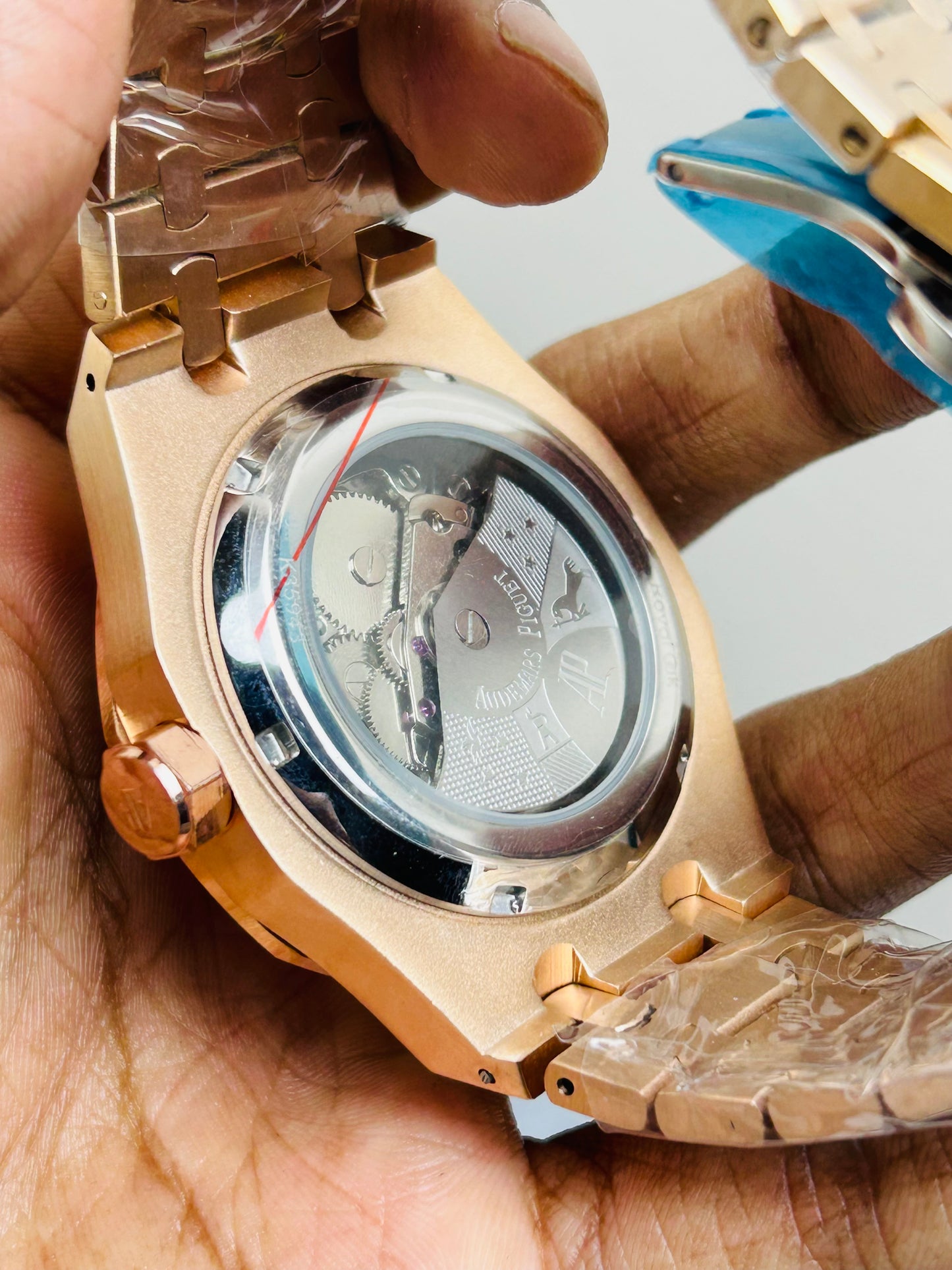 Luxury Quality Automatic Mechanical Watch | AP Watch RO 1002 with orgial box card &  Pēpāra See dictionary 5 / 5,000 Paper