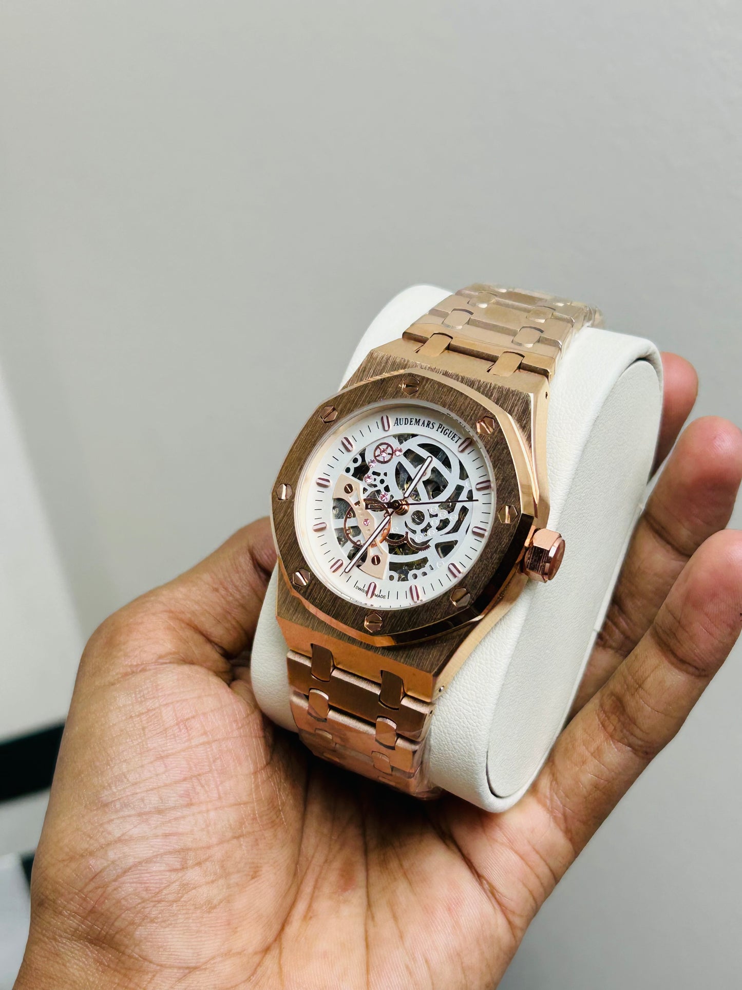 Luxury Quality Automatic Mechanical Watch | AP Watch RO 1002 with orgial box card &  Pēpāra See dictionary 5 / 5,000 Paper