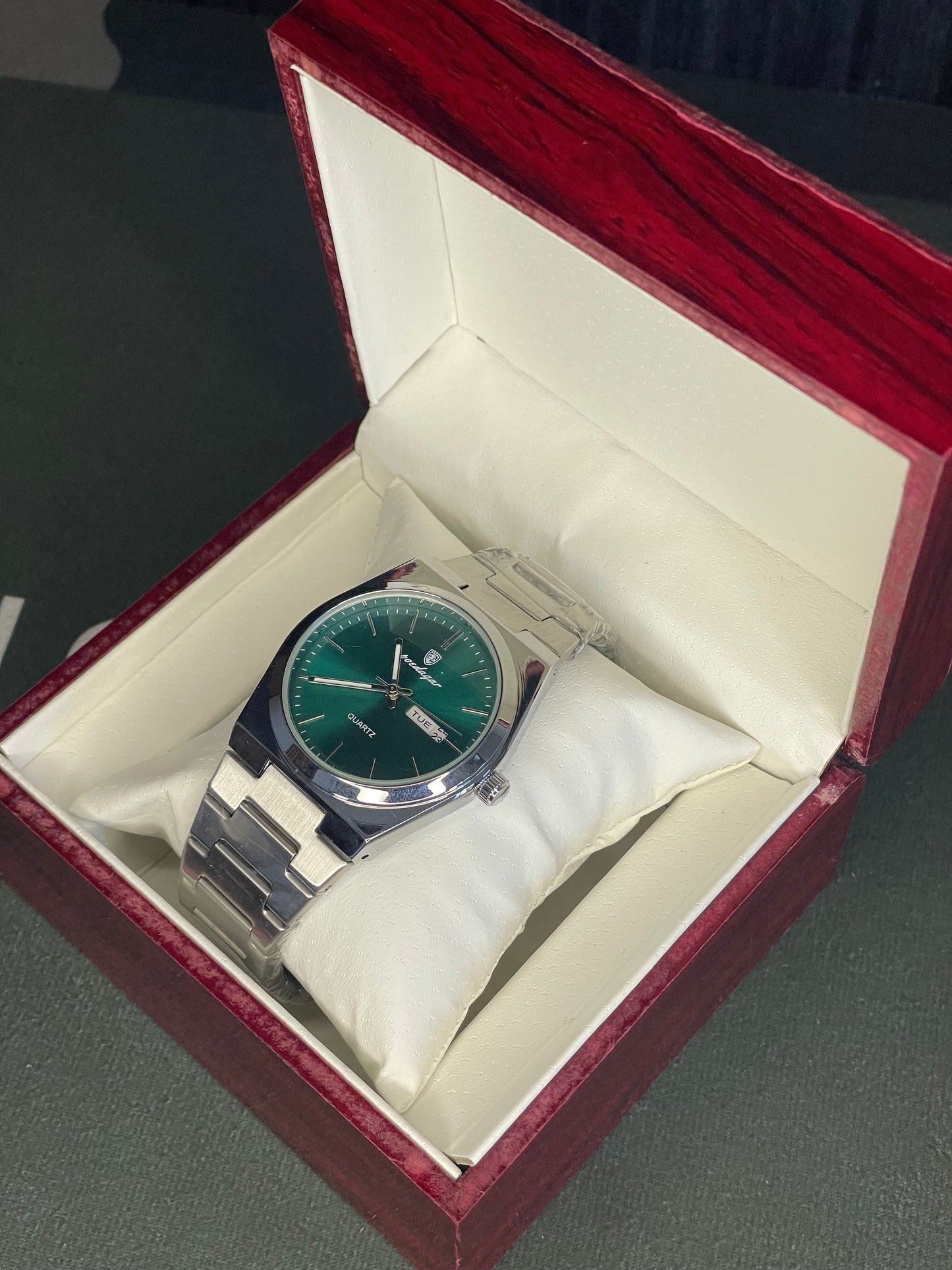 Enzo Timeless Blue Sky Diver