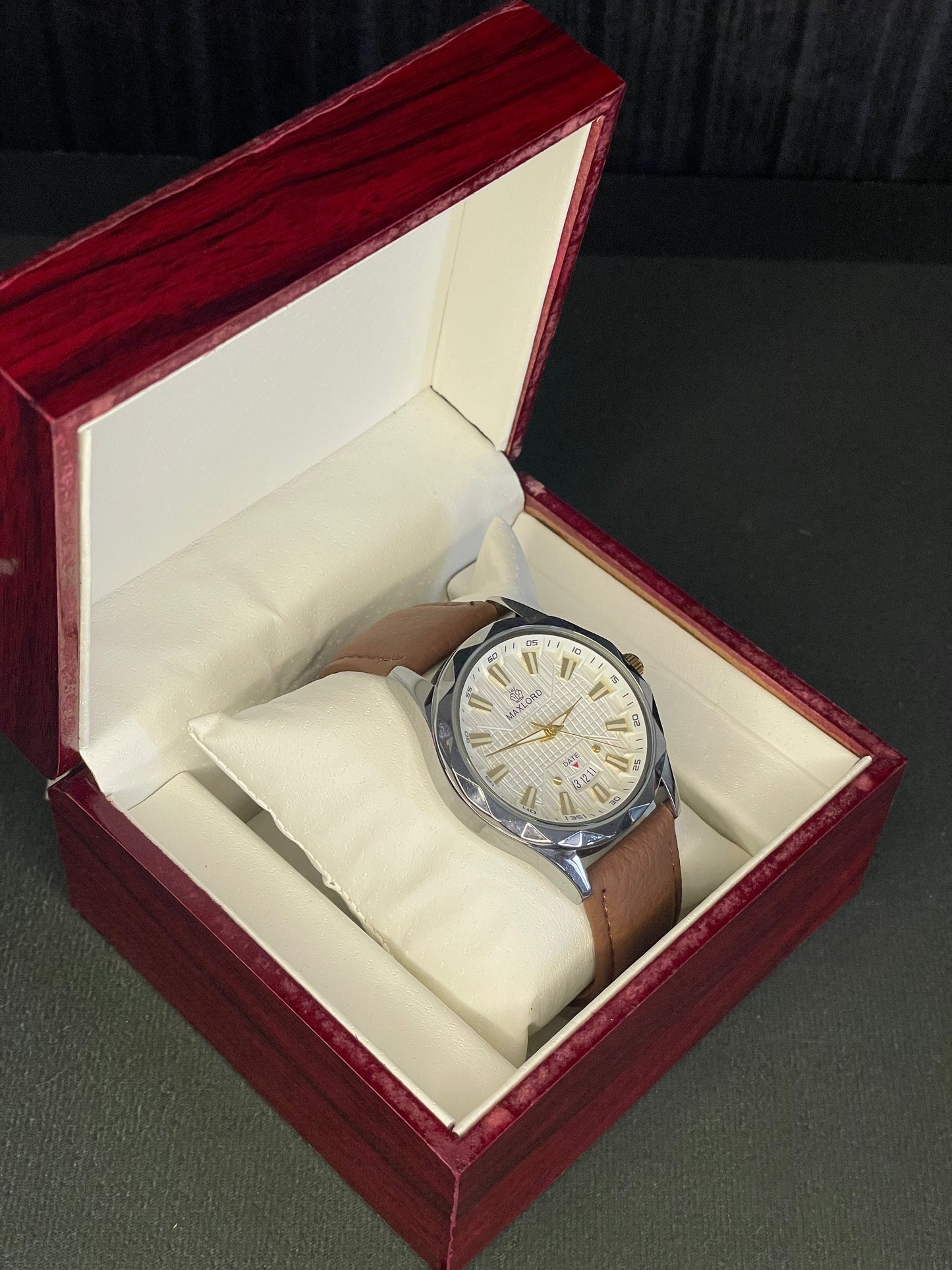 Enzo Timeless Classic