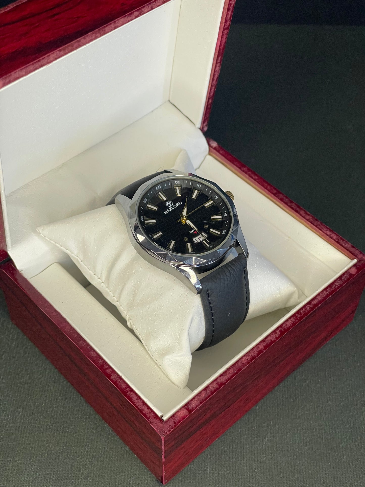 Enzo Timeless Classic