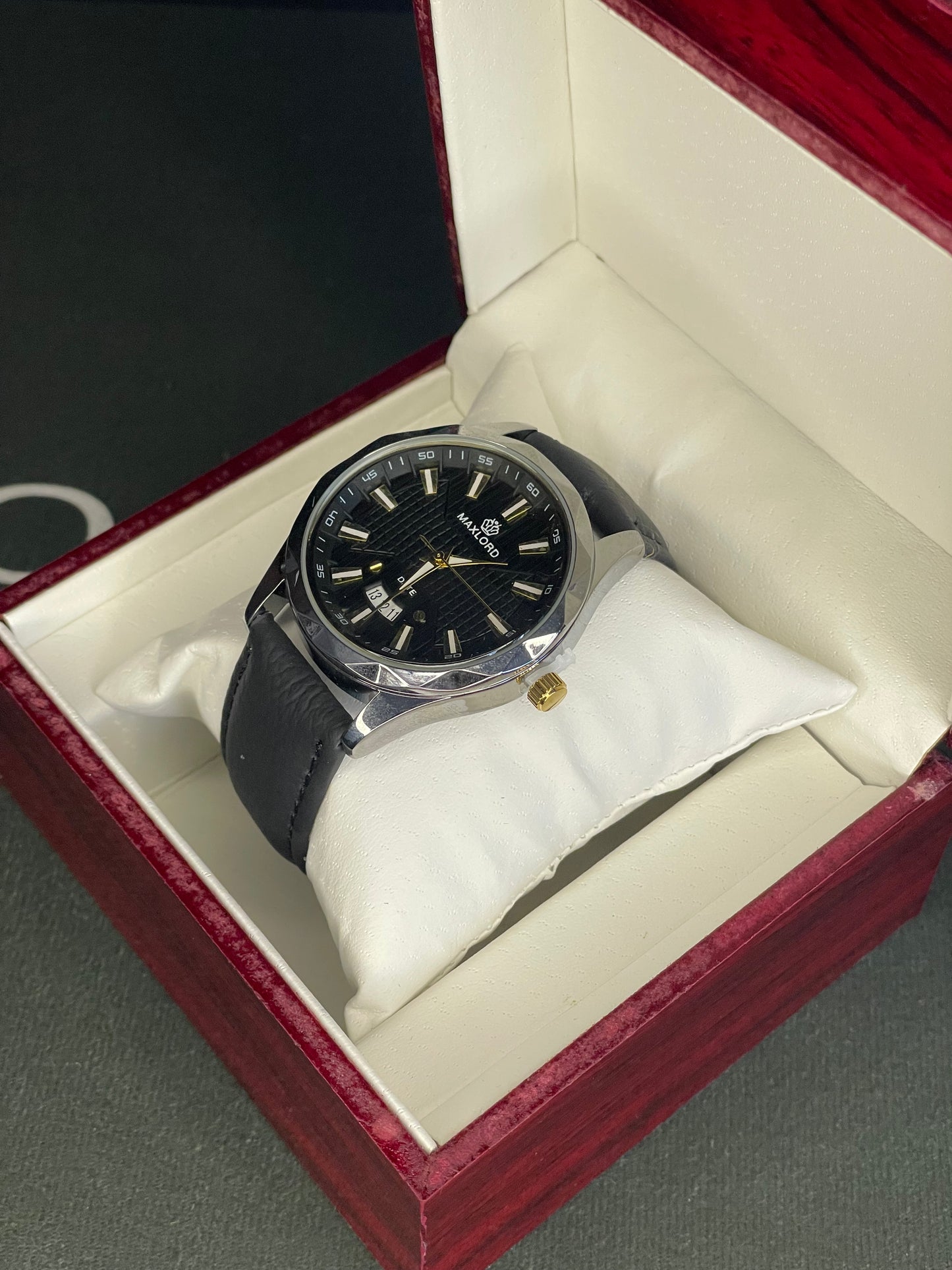 Enzo Timeless Classic