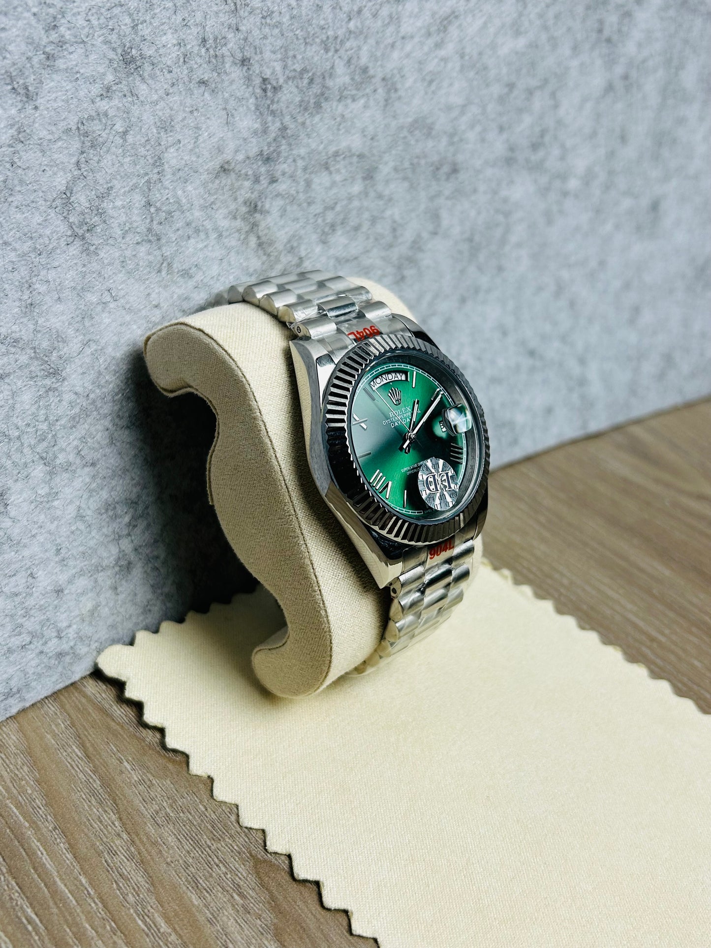 Europe Grade Olive Dial Silver Chain Automatic Watch