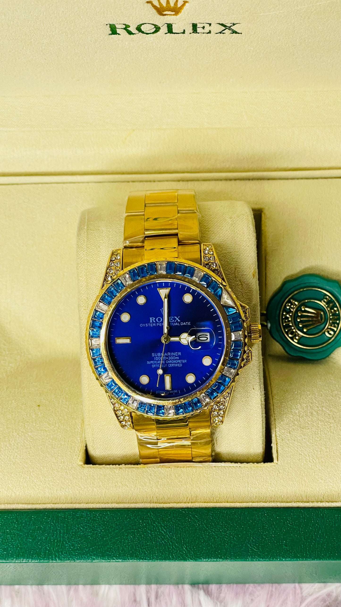 Champagne Dial Luxury Watch with Gold Strap and Rolex Box