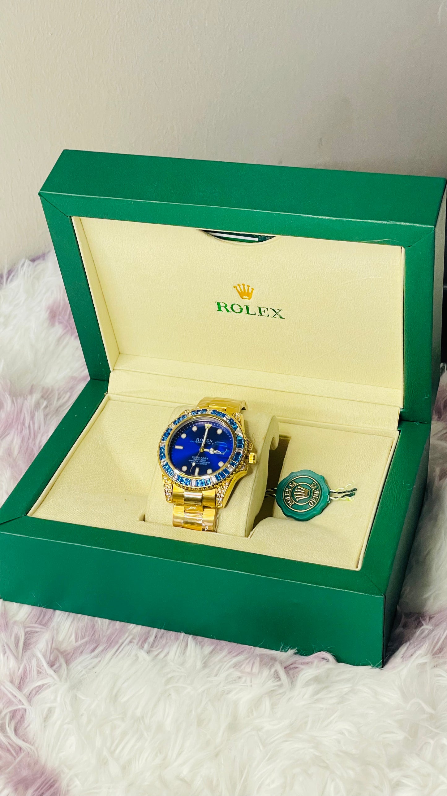Champagne Dial Luxury Watch with Gold Strap and Rolex Box