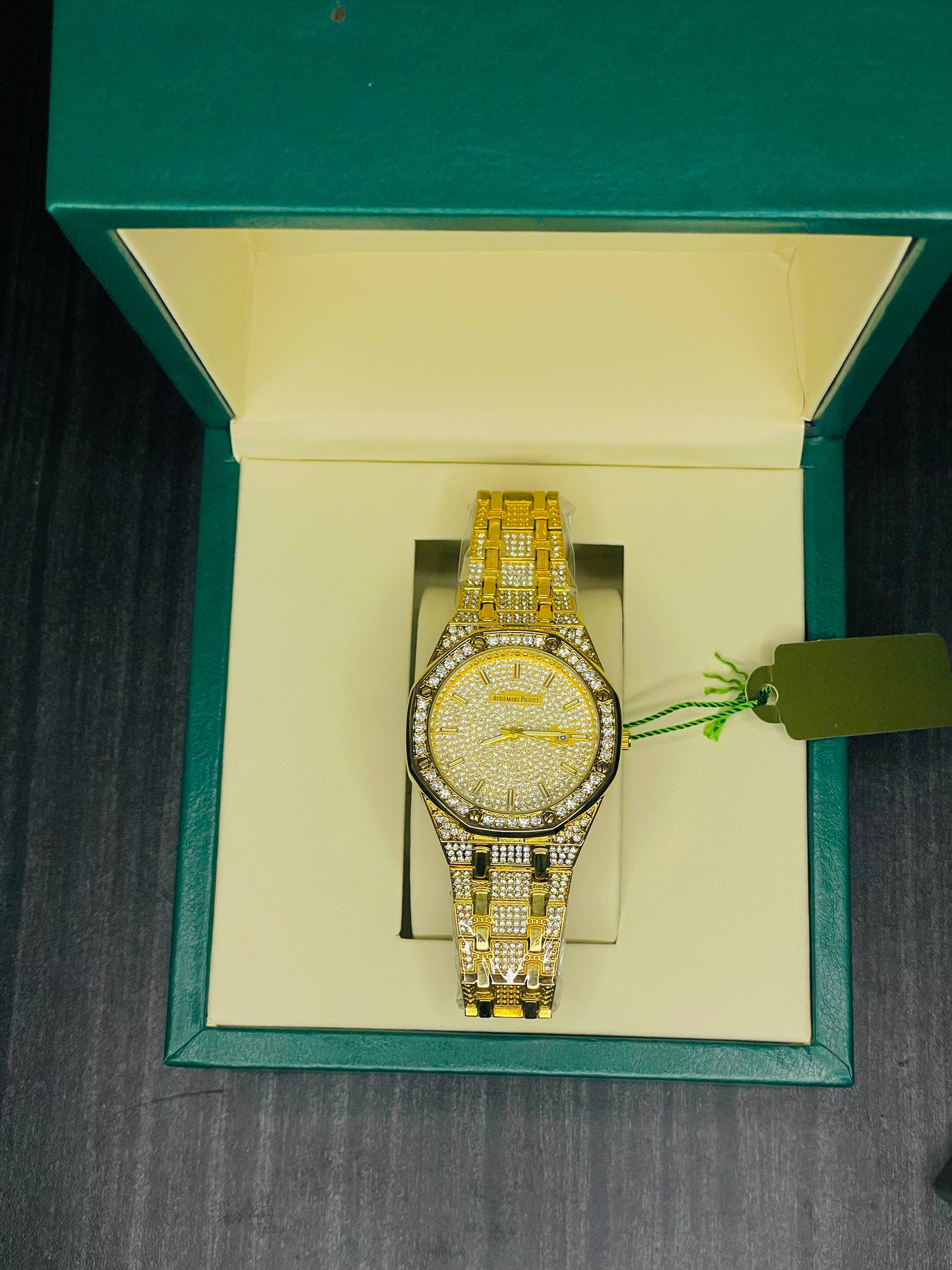 Royal Men’s Watch + Premium Box